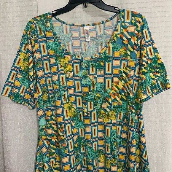 LuLaRoe L Green Blue Orange Yellow Gold Simply Comfortable Short Sleeve Tunic - Picture 3 of 7
